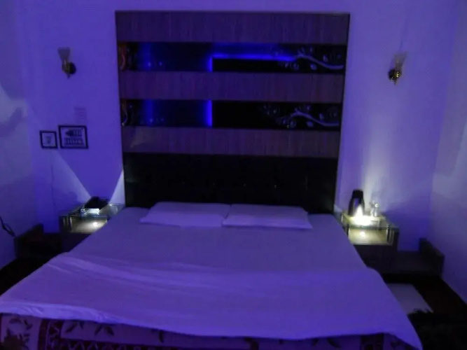 Hotel Goverdhan Palace