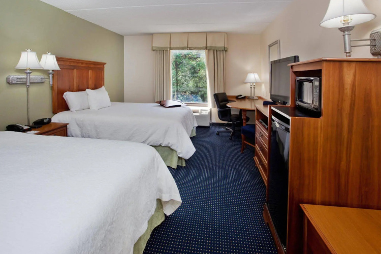 Hampton Inn & Suites ATL-Six Flags