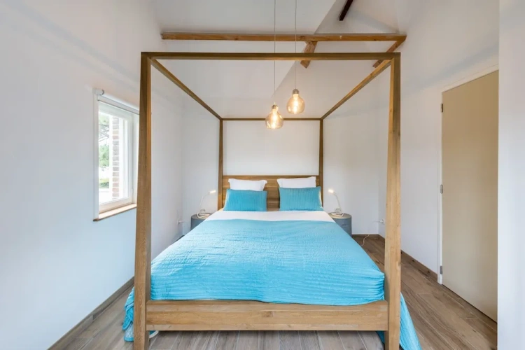 2 Bedrooms Family Studio