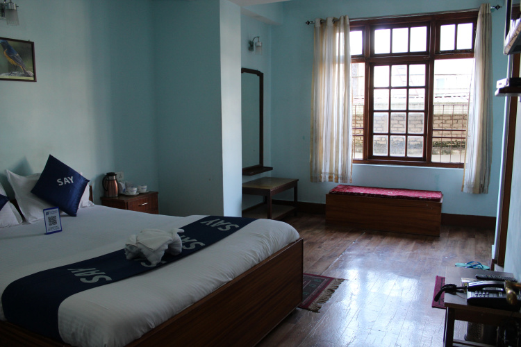 Say Rooms Pema Thang