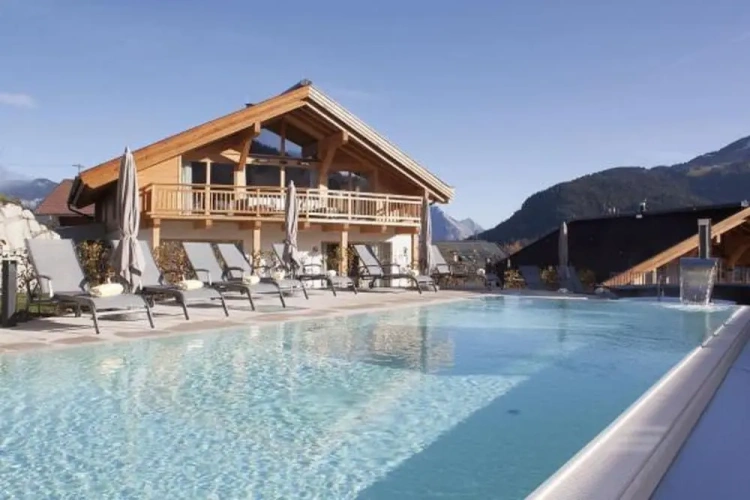 2 Bedrooms Luxury Chalet with balcony and with mountain view