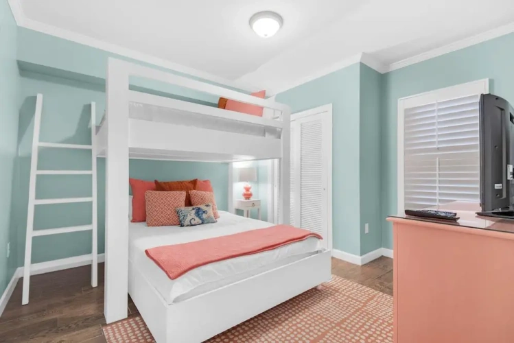 Standard room with balcony