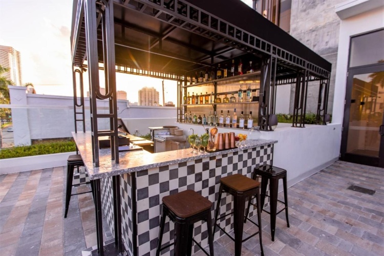 Urbanica Fifth Hotel photo 24
