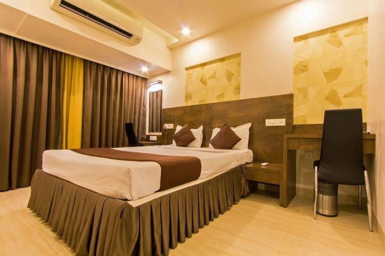 Hotel Spices