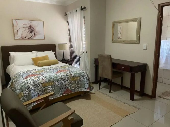 Luxury Spacious Executive Apartment