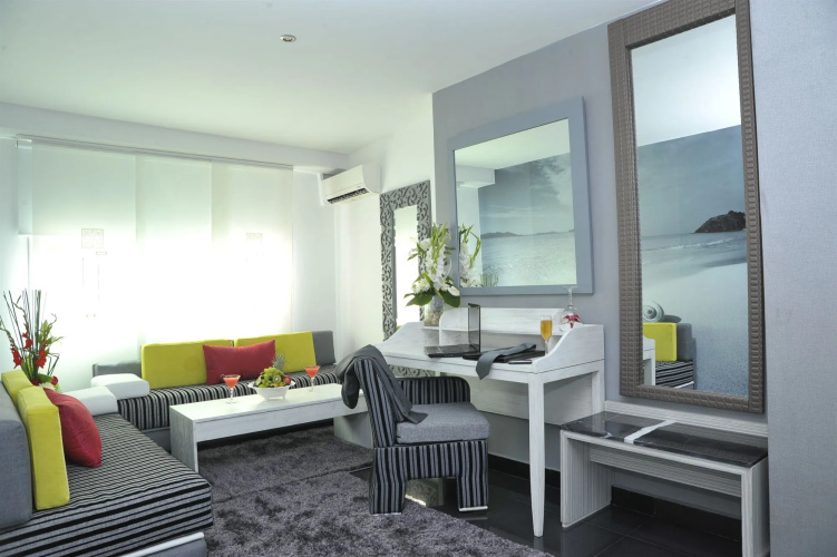 Le Trianon Luxury Hotel & Spa
