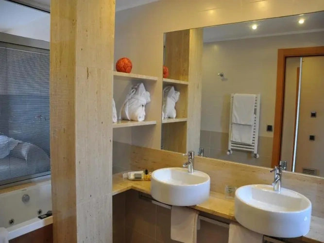 Standard Suite