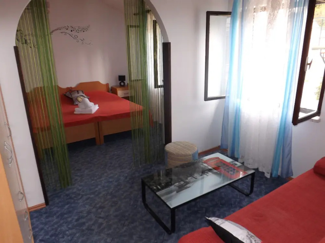 Rooms Mali Raj