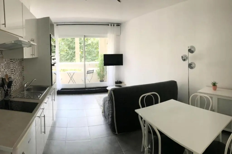Charmant studio, centre-ville