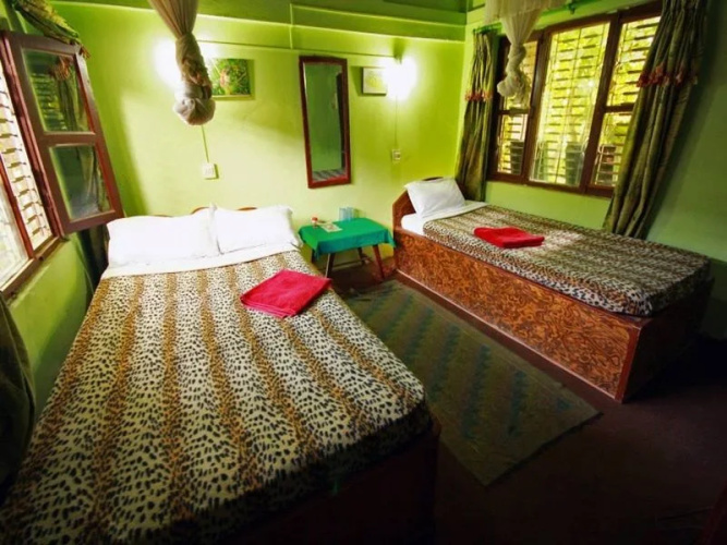 Chitwan Gaida Lodge