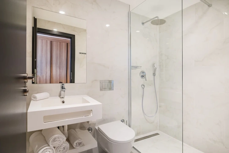 Standard Twin room with balcony