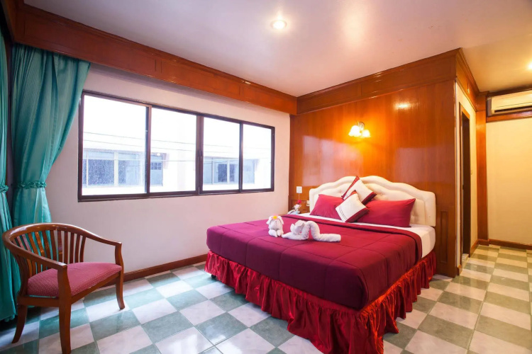 Lamai Inn Hotel