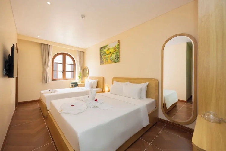 Deluxe Quadruple room