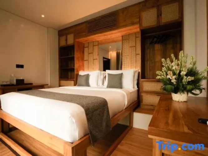 Quadruple Suite