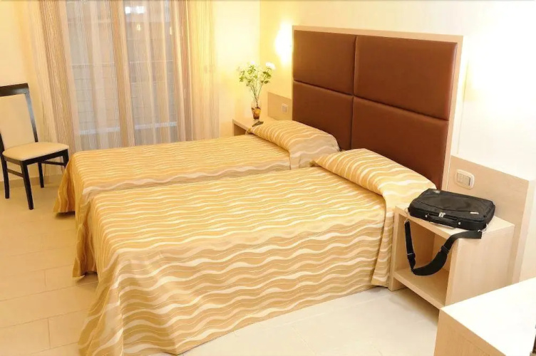 Hotel Mirage