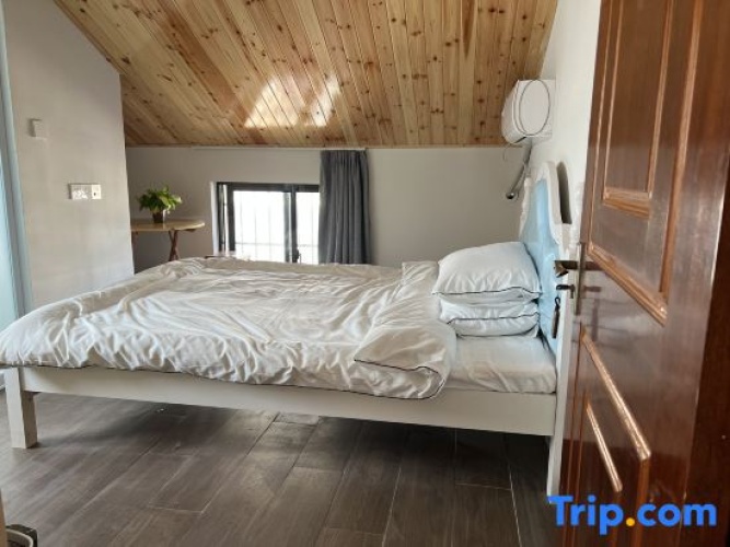 Standard Double room with courtyard view