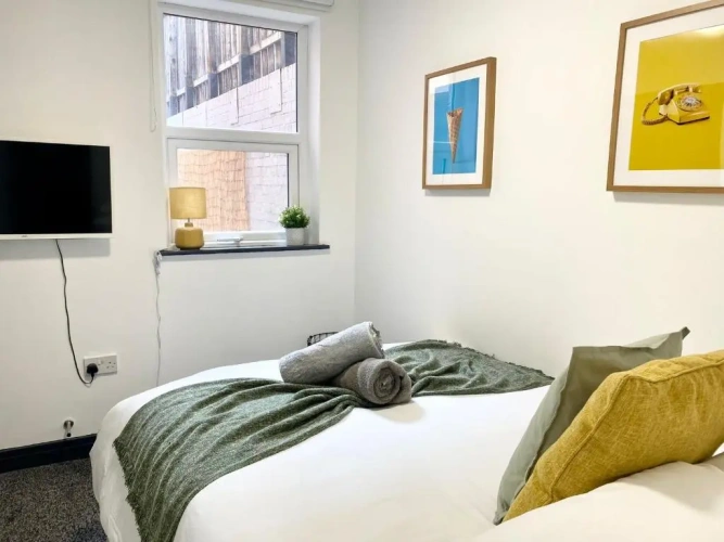 1 Bedroom Apartment
