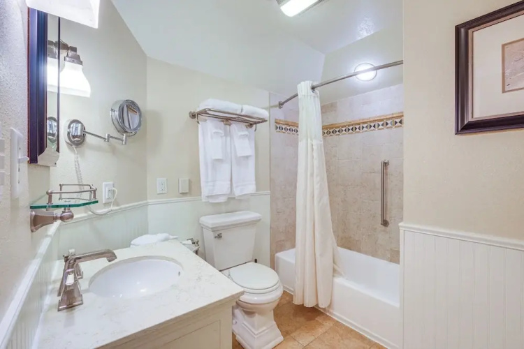Resort Condo w/ Marina Access in Williamsburg!