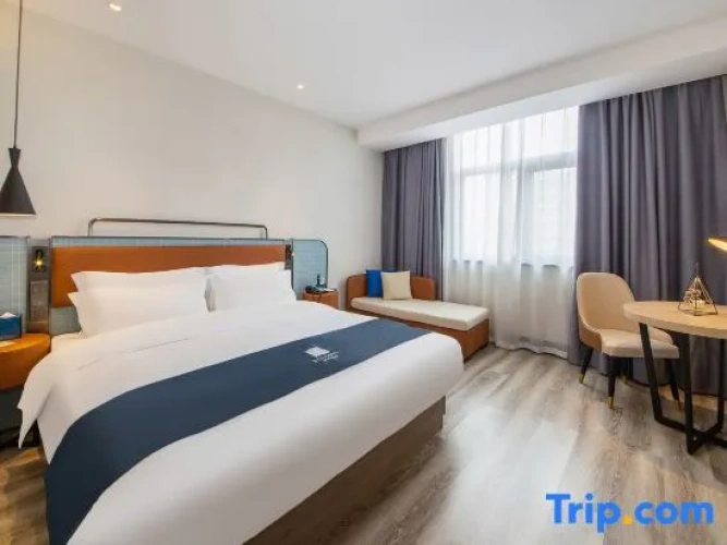 Standard Double room with courtyard view
