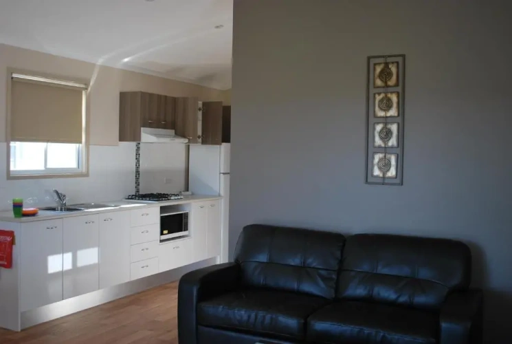 2 Bedrooms Villa