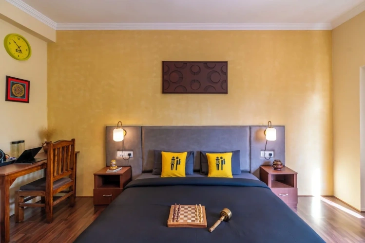 Deluxe Double room with balcony and with mountain view