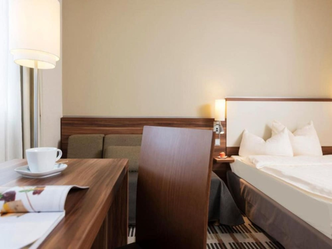 Sunday Hotel Saarbruecken Sued Double Room - Saarbrücken