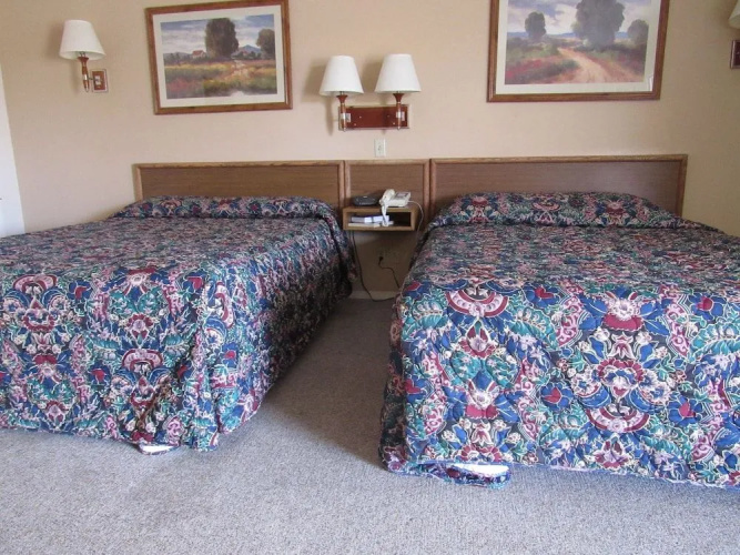 Meadowlark Inn Bridgeport