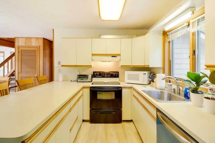 3 Bedrooms Cottage