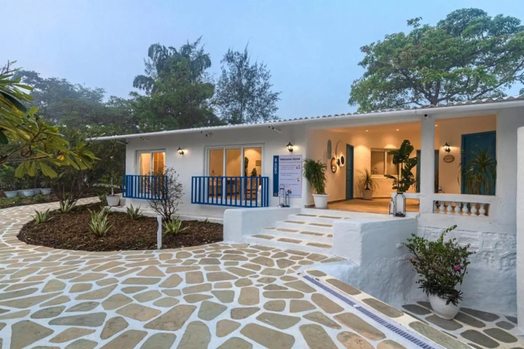Saffronstays Kairos Zeus