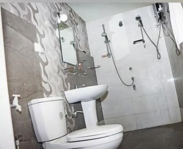 Economy room