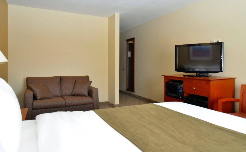 Quality Inn Airport