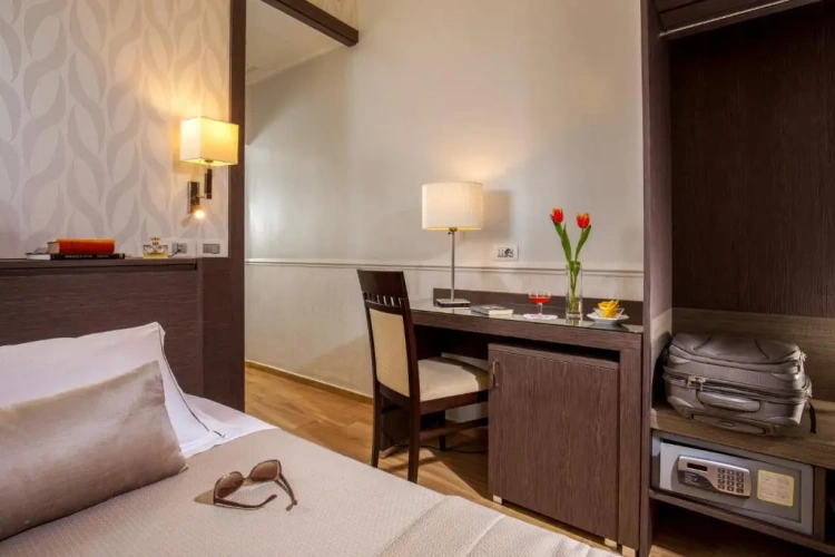 Standard Single room
