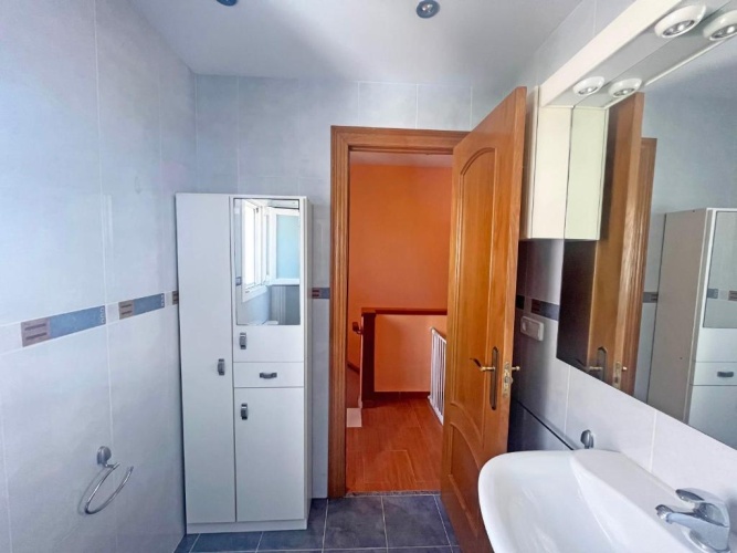 2 Bedrooms Bungalow
