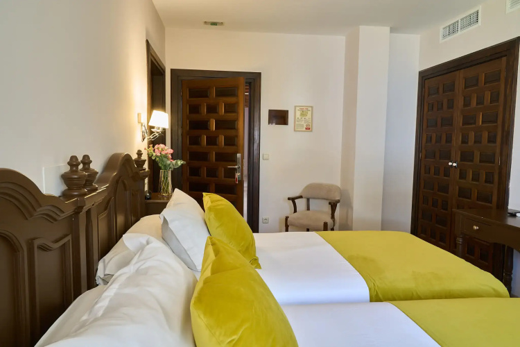 Hotel María de Molina