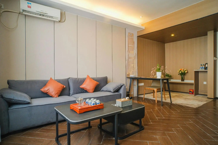 Junwei Hotel