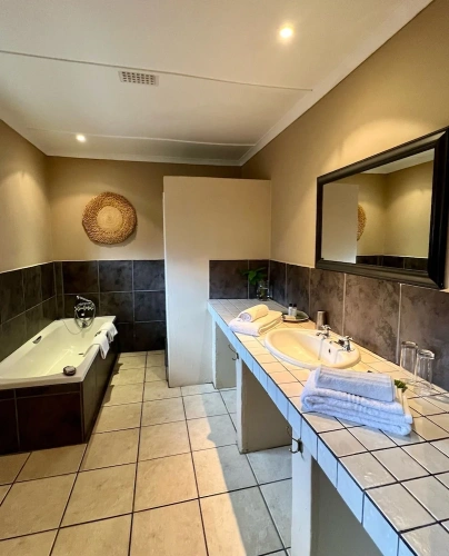 1 Bedroom Standard Double room with pool view