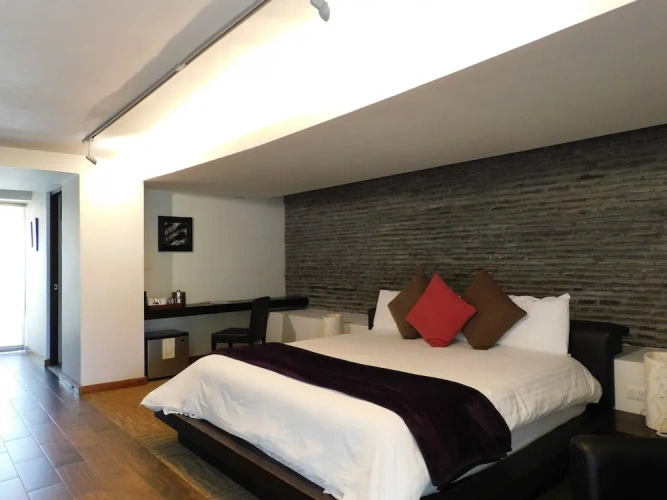 Luxury Suite