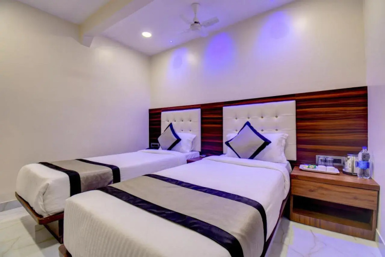 Hotel Majestic Crest