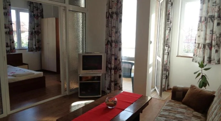 Vlasta Guest House