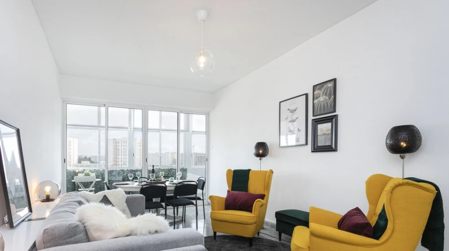 CheckinCheckout - City View Apartment