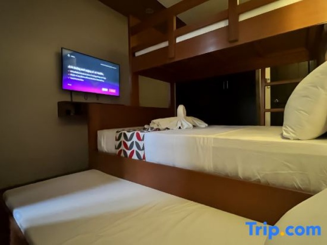 Deluxe Family Suite
