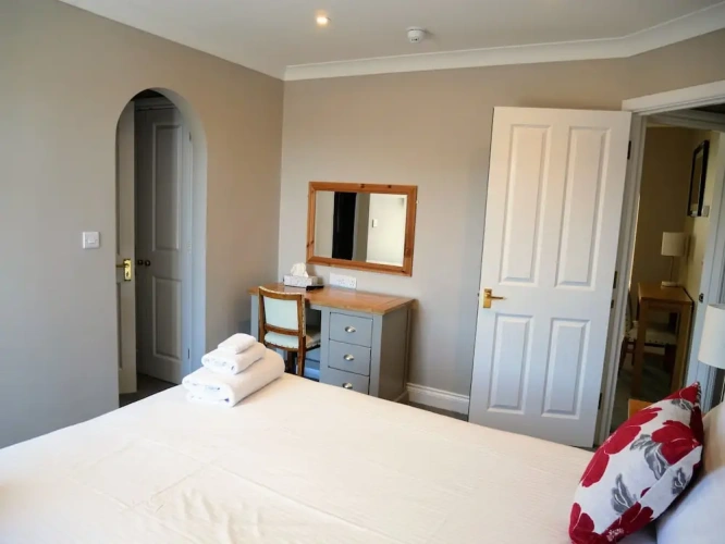 1 Bedroom Suite
