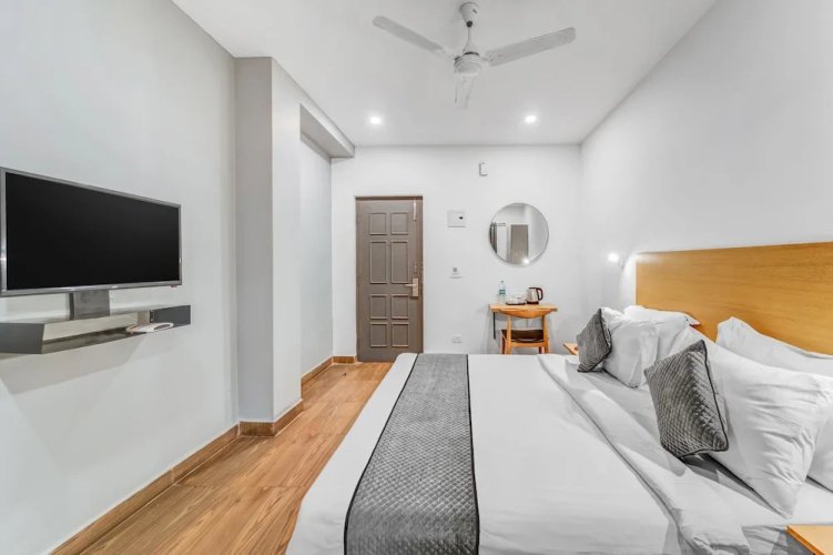 Rohaan Inns - UPAR Hotels Ashok Nagar
