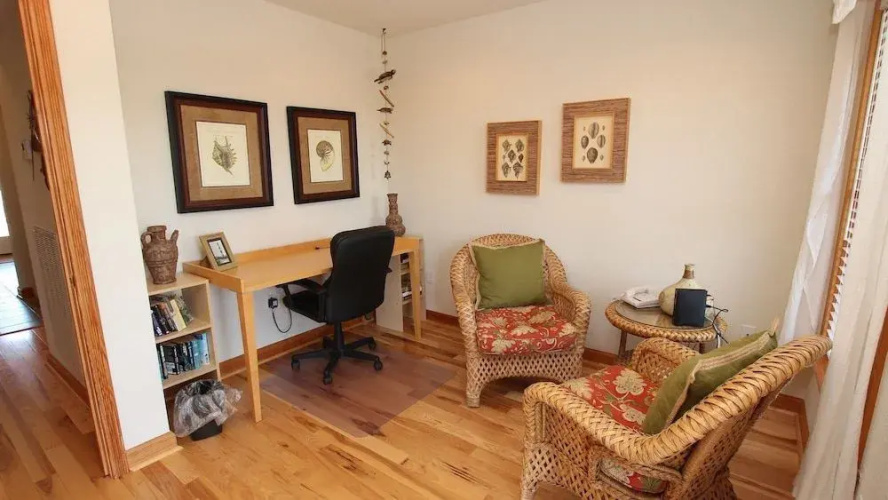 Ashley's Nest - 6 Br home by RedAwning