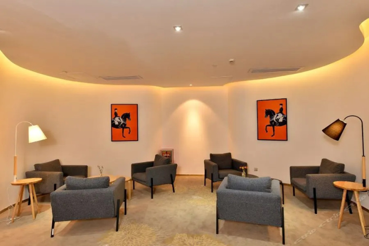 Ching Hotel