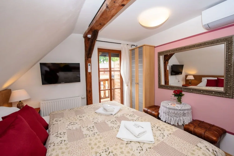 Standard Double room with balcony and with city view