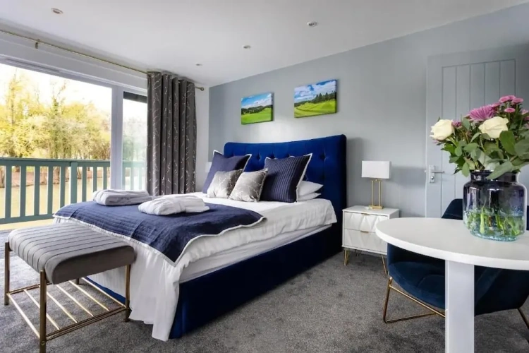 Superior room
