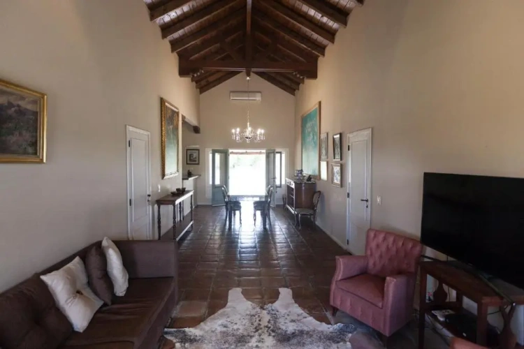 3 Bedrooms Cottage