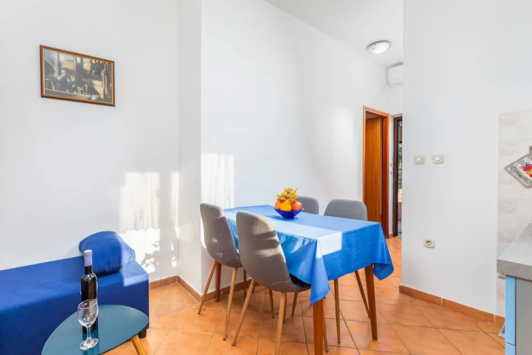 Apartments Luciano