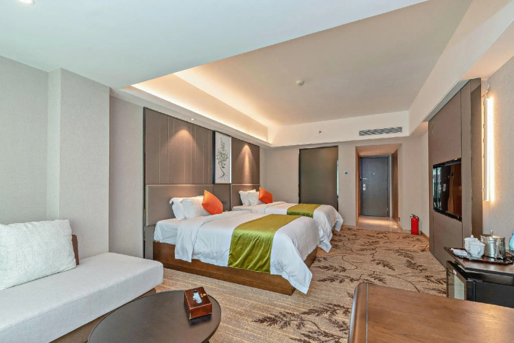 New Pearl River Hotel